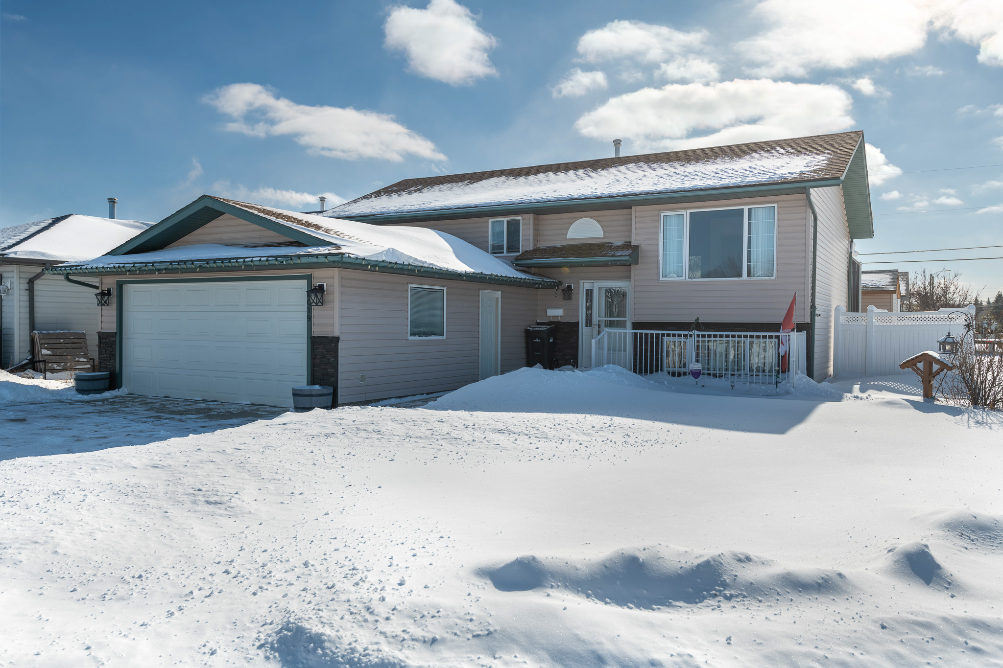 New property listed in Cold Lake, Cold Lake